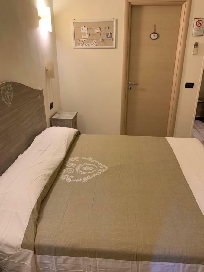 La Casa Di Maurizio Bed & Breakfast Rome Exterior photo